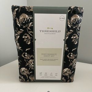 Xl twin sheets- threshold